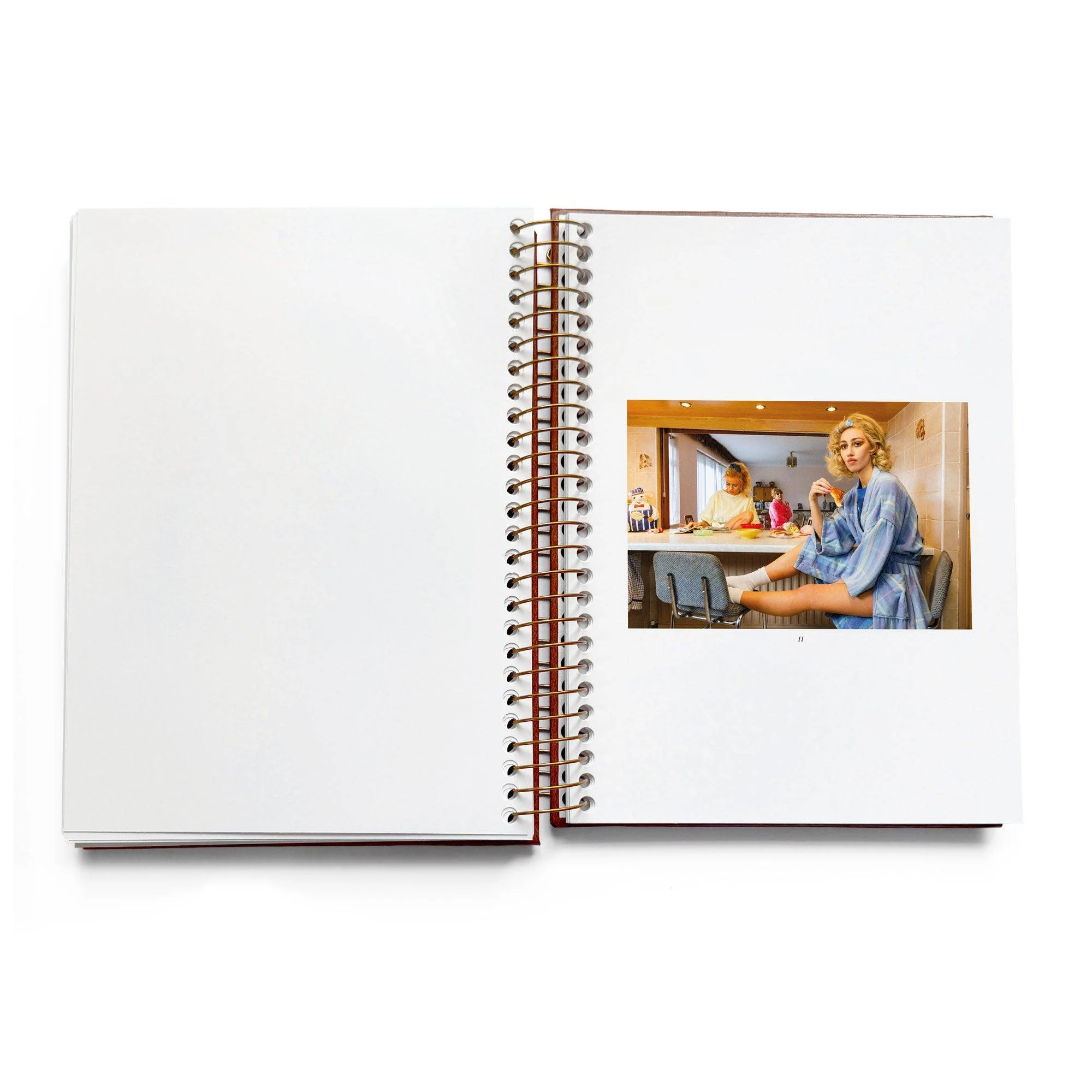 IDEA Nadia Lee Cohen / Martin Parr - Julie Bullard - Image 4