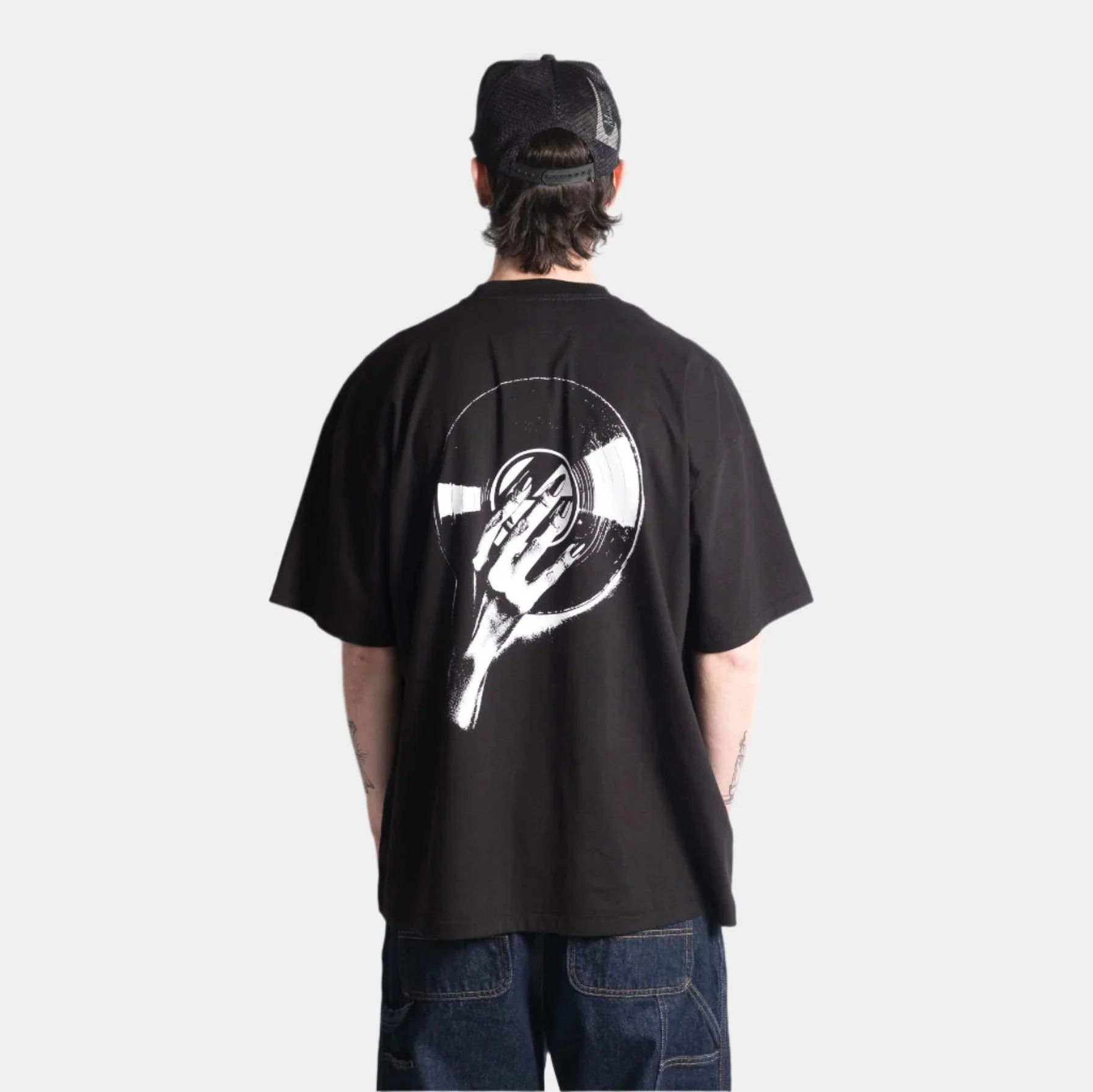 The Salvages Tune In Record OS T-Shirt - Black - Image 3