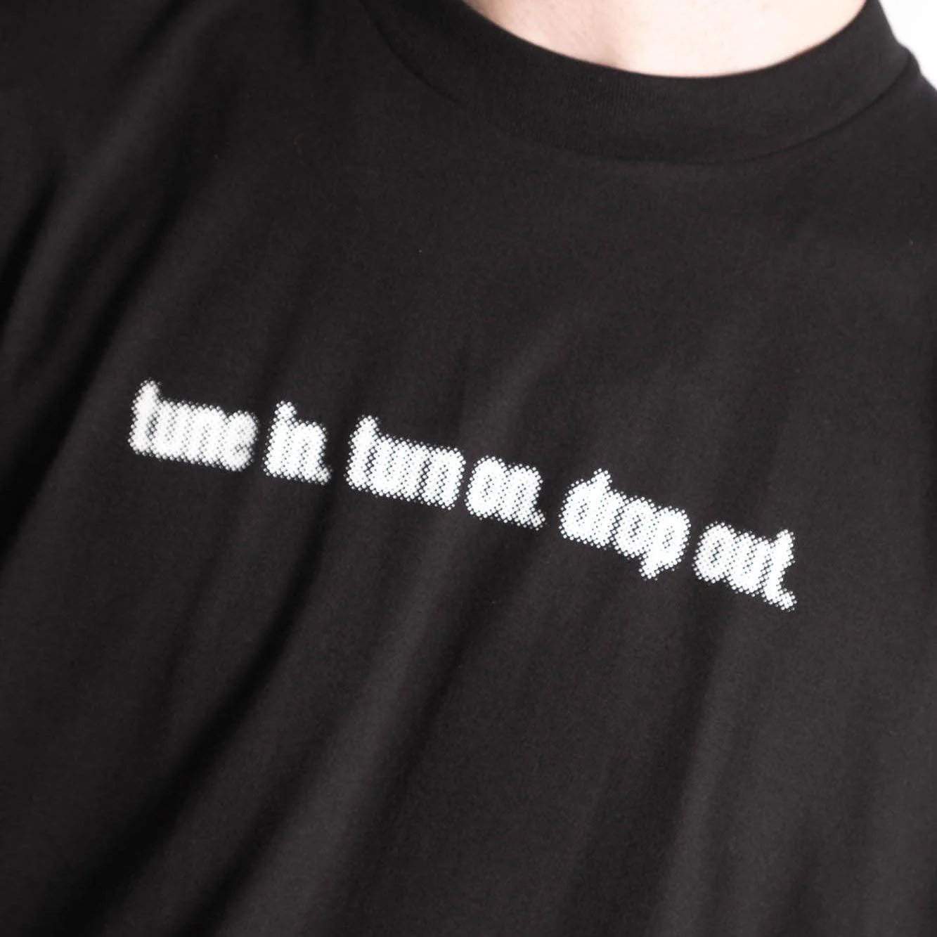 The Salvages Tune In Record OS T-Shirt - Black - Image 4